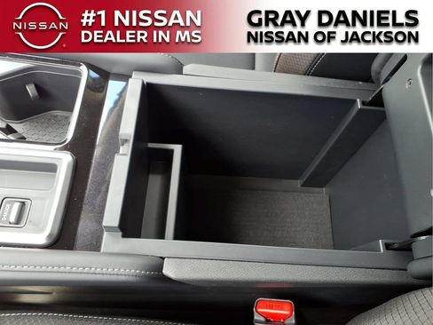 New 2026 Nissan Pathfinder SL FWD image 20
