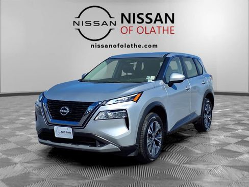 Certified 2023 Nissan Rogue SV image 1