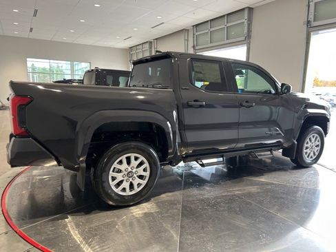New 2025 Toyota Tacoma SR5 image 9
