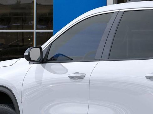 New 2026 Chevrolet Traverse LT FWD image 12