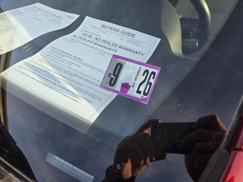 Used 2021 Jeep Grand Cherokee Laredo image 17