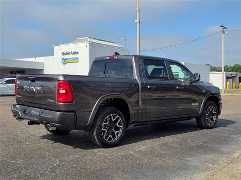 New 2026 RAM 1500 Laramie w/ Laramie Southwest Edition AWD/4WD image 5