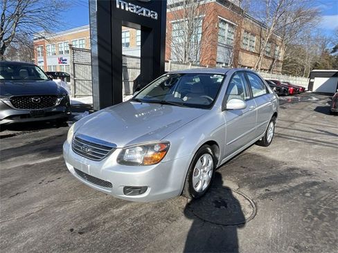 Used 2009 Kia Spectra LX image 4