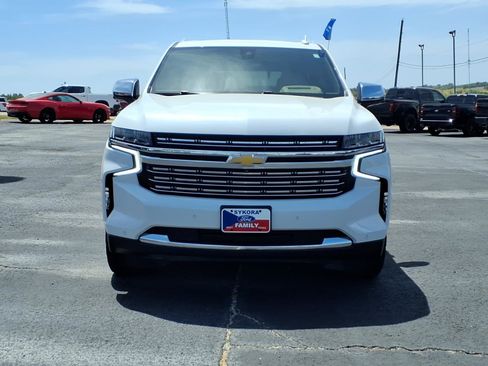 Used 2022 Chevrolet Tahoe Premier w/ Texas Edition RWD image 2
