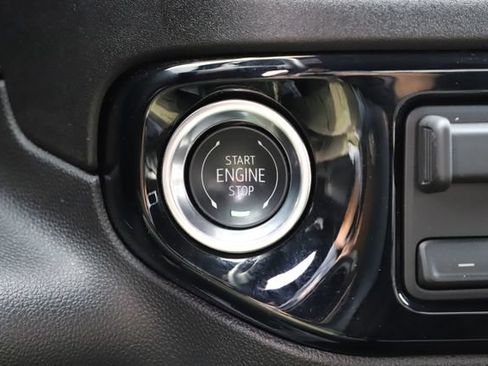 Used 2026 Chevrolet Silverado 1500 LT AWD/4WD image 33