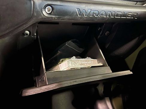 Used 2023 Jeep Wrangler Unlimited Sport w/ Sun And Sound Package AWD/4WD image 31