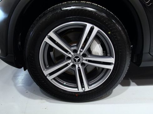 Used 2020 Mercedes-Benz GLC 300 4MATIC image 16