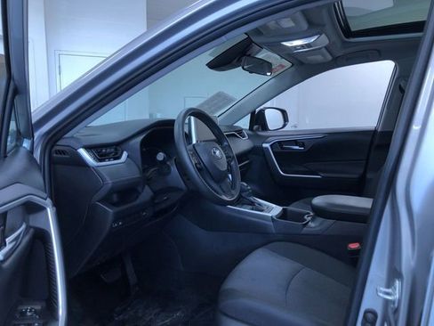 Certified 2025 Toyota RAV4 XLE w/ Convenience Package AWD/4WD image 10
