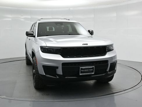 Used 2021 Jeep Grand Cherokee L Laredo AWD/4WD image 52