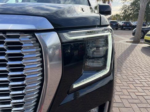 Used 2021 GMC Yukon Denali w/ LPO, Illumination Package image 6