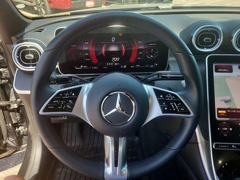 Used 2025 Mercedes-Benz C 300 Sedan image 21