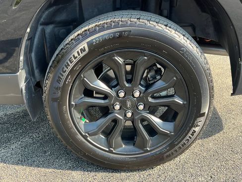 Used 2024 Ford Maverick XLT w/ XLT Luxury Package FWD image 16