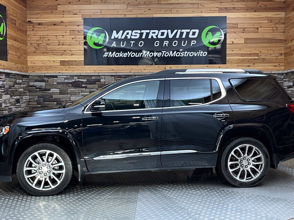 Used 2022 GMC Acadia Denali w/ Denali Technology Package AWD/4WD image 14