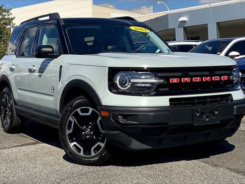 Used 2021 Ford Bronco Sport Outer Banks w/ Outer Banks Package image 1