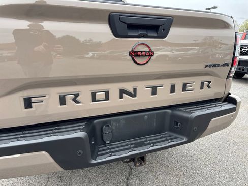 Used 2023 Nissan Frontier PRO-4X w/ Pro Convenience Package AWD/4WD image 15