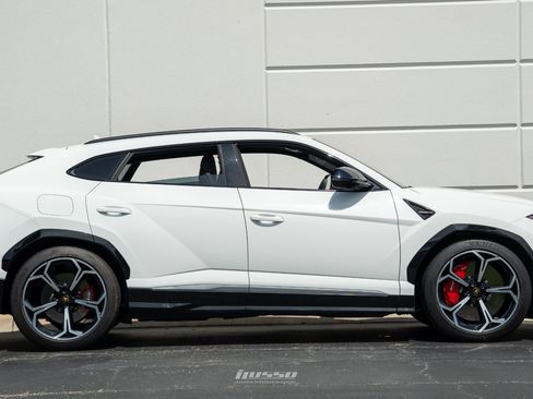Used 2021 Lamborghini Urus AWD/4WD image 7