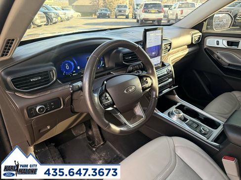 Used 2021 Ford Explorer Platinum w/ Equipment Group 601A image 7