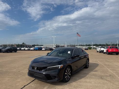 Used 2023 Honda Civic EX-L image 7