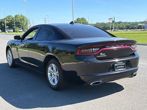 Used 2023 Dodge Charger SXT RWD image 4