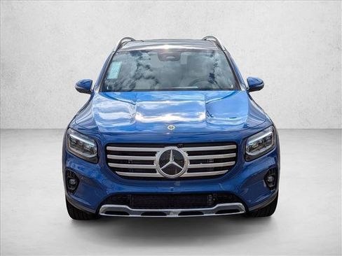 Used 2026 Mercedes-Benz GLB 250 image 4