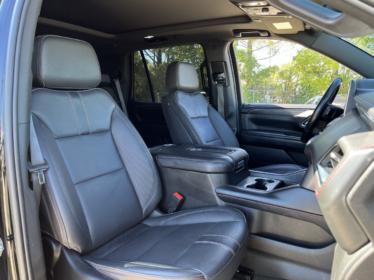 Used 2022 Chevrolet Tahoe RST AWD/4WD image 26