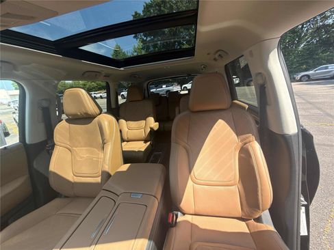 New 2027 INFINITI QX80 Luxe w/ Cargo Package AWD/4WD image 23