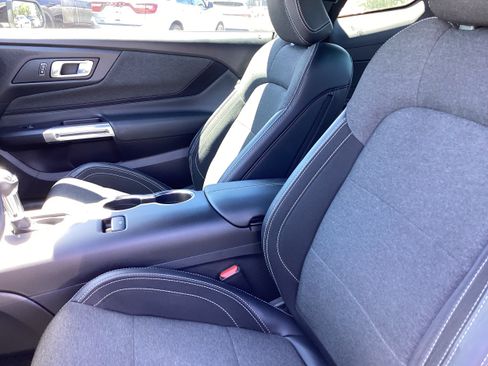 Used 2024 Ford Mustang Coupe RWD image 12