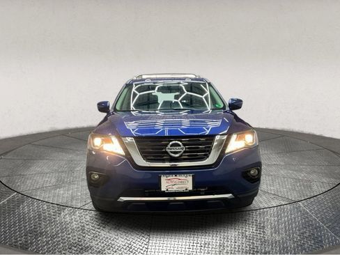 Used 2019 Nissan Pathfinder SV w/ Cargo Package image 2