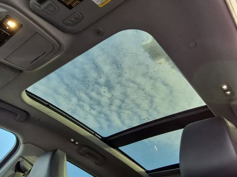 Used 2022 Lincoln Corsair Standard w/ Premium Package image 13