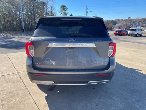 Certified 2023 Ford Explorer XLT w/ Equipment Group 202A image 6