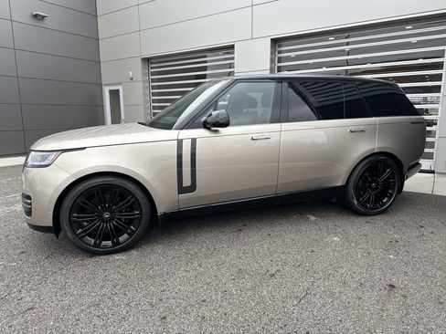 Certified 2024 Land Rover Range Rover Long Wheelbase SE AWD/4WD image 3