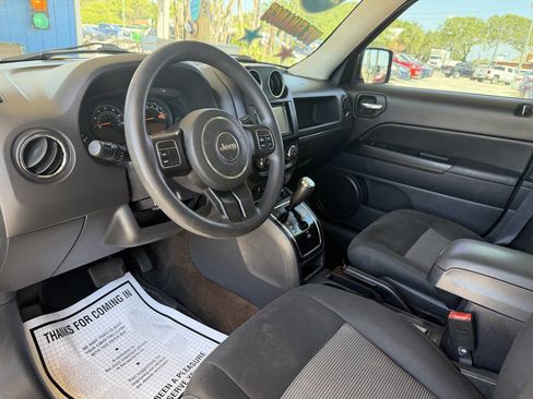 Used 2015 Jeep Patriot Sport w/ Power Value Group FWD image 11