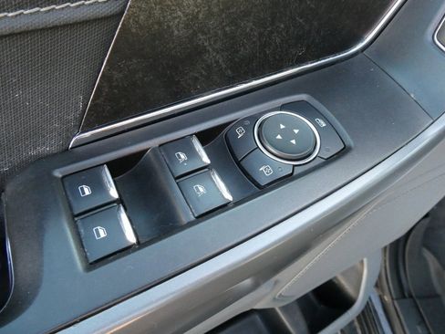 Used 2022 Ford F150 XLT w/ Equipment Group 302A High image 23