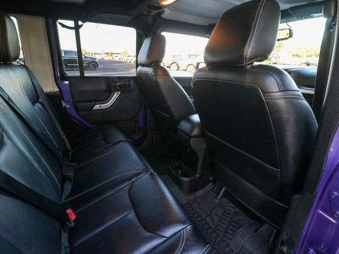 Used 2017 Jeep Wrangler Unlimited Sahara w/ Dual Top Group image 23