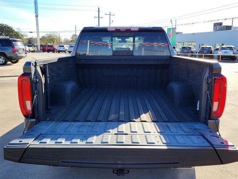 Used 2022 GMC Sierra 1500 Denali w/ Denali Reserve Package image 33