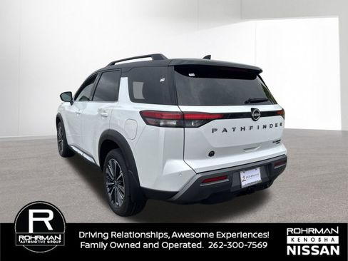 Used 2026 Nissan Pathfinder Platinum AWD/4WD image 6