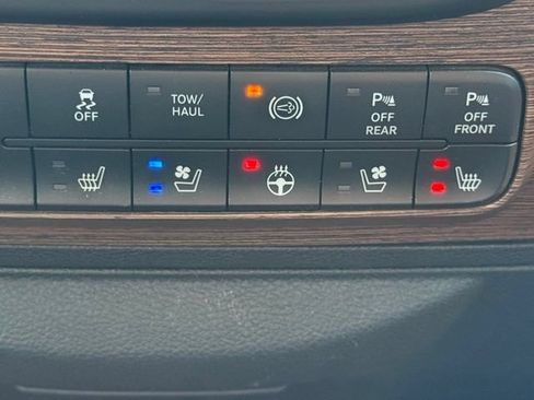 Used 2018 RAM 2500 Laramie AWD/4WD image 26