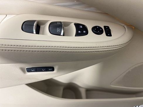 Used 2016 Nissan Murano SL w/ SL Technology Package image 27