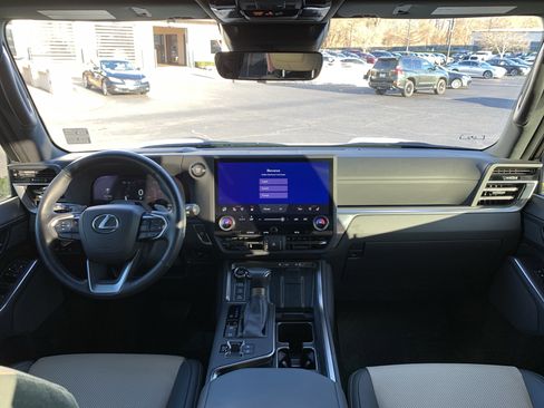 Certified 2024 Lexus GX 550 GX550 OVERTRAIL+ image 30