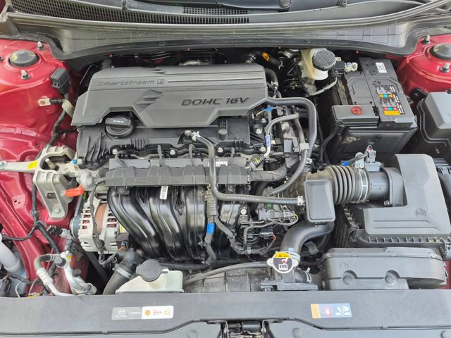 Used 2024 Hyundai Elantra SEL w/ Convenience Package FWD image 24