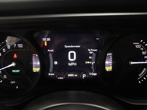 Used 2024 Jeep Wrangler High Altitude AWD/4WD image 28