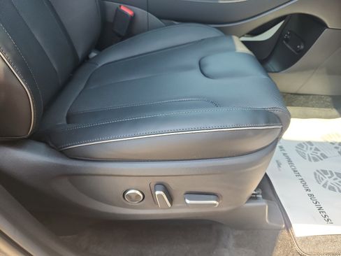 Certified 2025 Hyundai Palisade Calligraphy AWD/4WD image 36