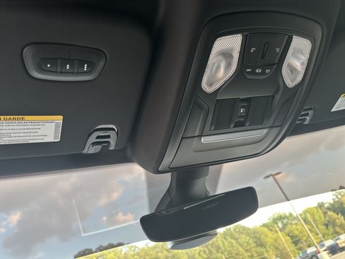 Used 2020 RAM 1500 Big Horn AWD/4WD image 22
