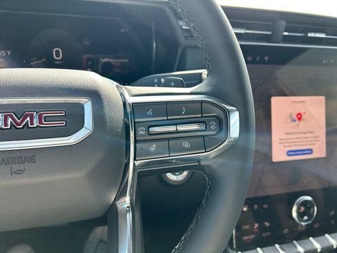 New 2026 GMC Terrain Elevation w/ Elevation Premium Package AWD/4WD image 21