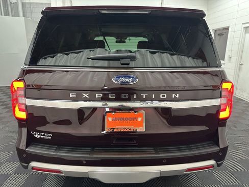 Used 2024 Ford Expedition Limited image 8