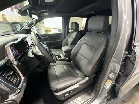 New 2025 GMC Canyon Elevation w/ Convenience Package image 20