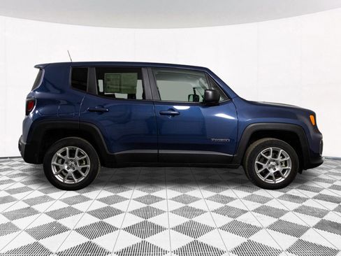 Used 2023 Jeep Renegade Latitude image 17