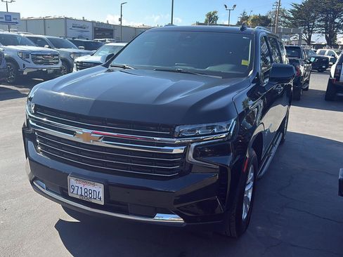 Used 2023 Chevrolet Suburban LT RWD image 7