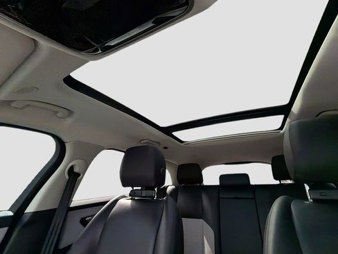 Used 2024 Land Rover Range Rover Velar S image 26