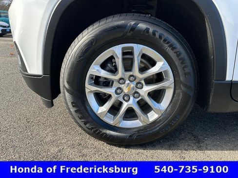 Used 2020 Chevrolet Traverse LS image 10